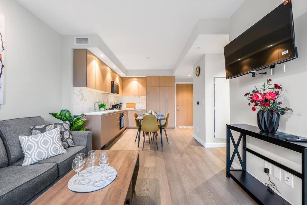 Modern Comfort At Ubc: 1Br Condo Near Campus Ванкувър Екстериор снимка