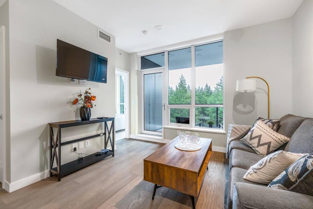 Modern Comfort At Ubc: 1Br Condo Near Campus Ванкувър Екстериор снимка