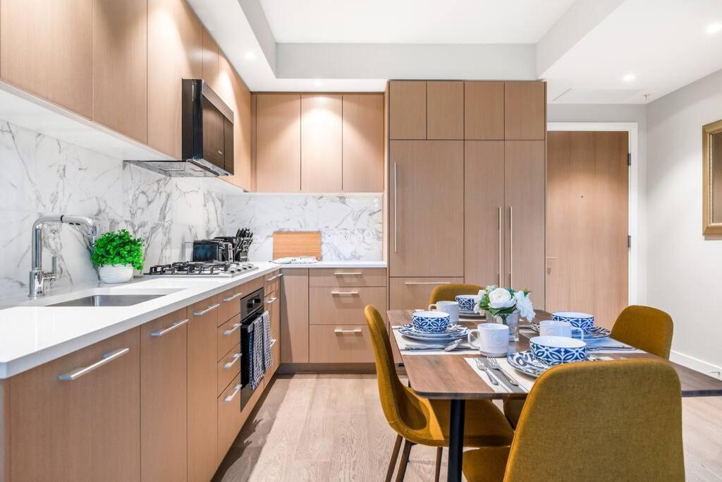 Modern Comfort At Ubc: 1Br Condo Near Campus Ванкувър Екстериор снимка