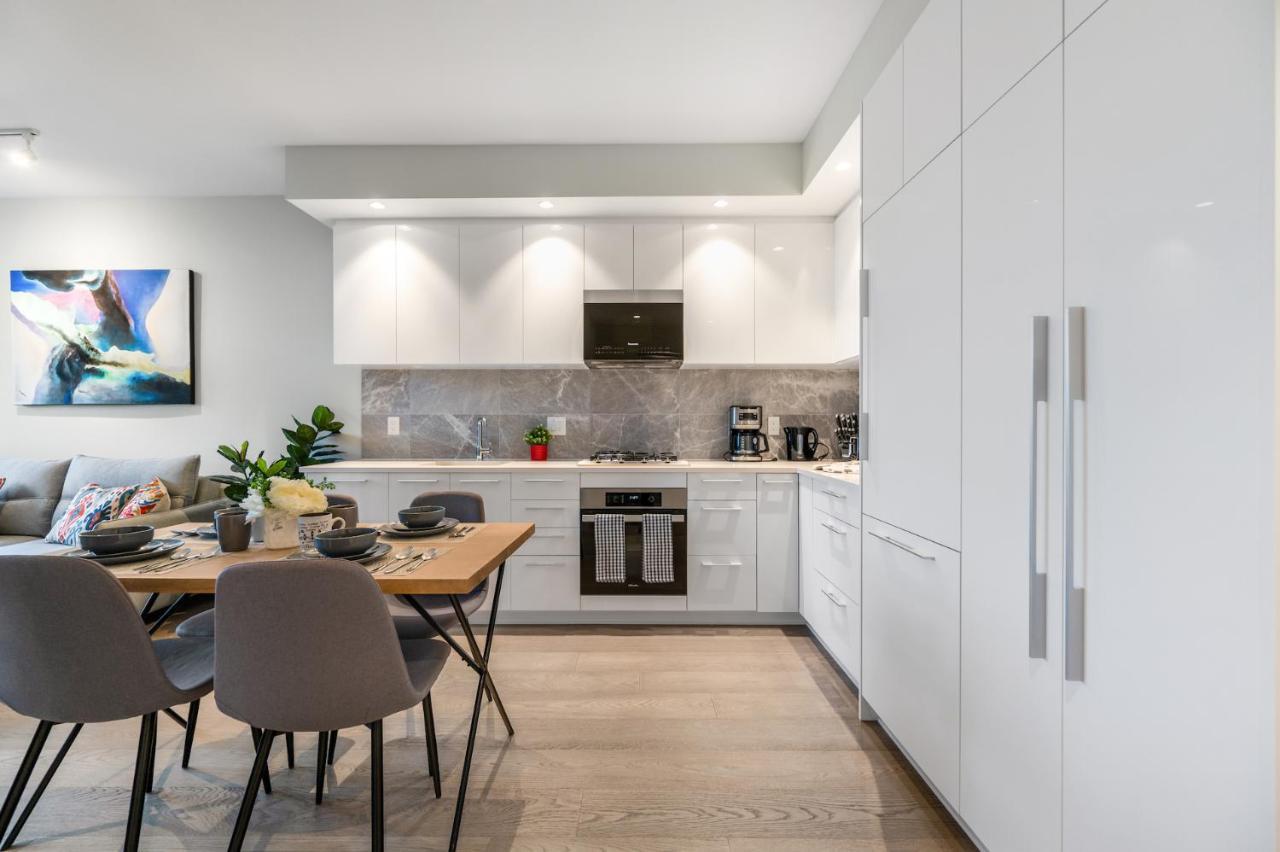 Modern Comfort At Ubc: 1Br Condo Near Campus Ванкувър Екстериор снимка