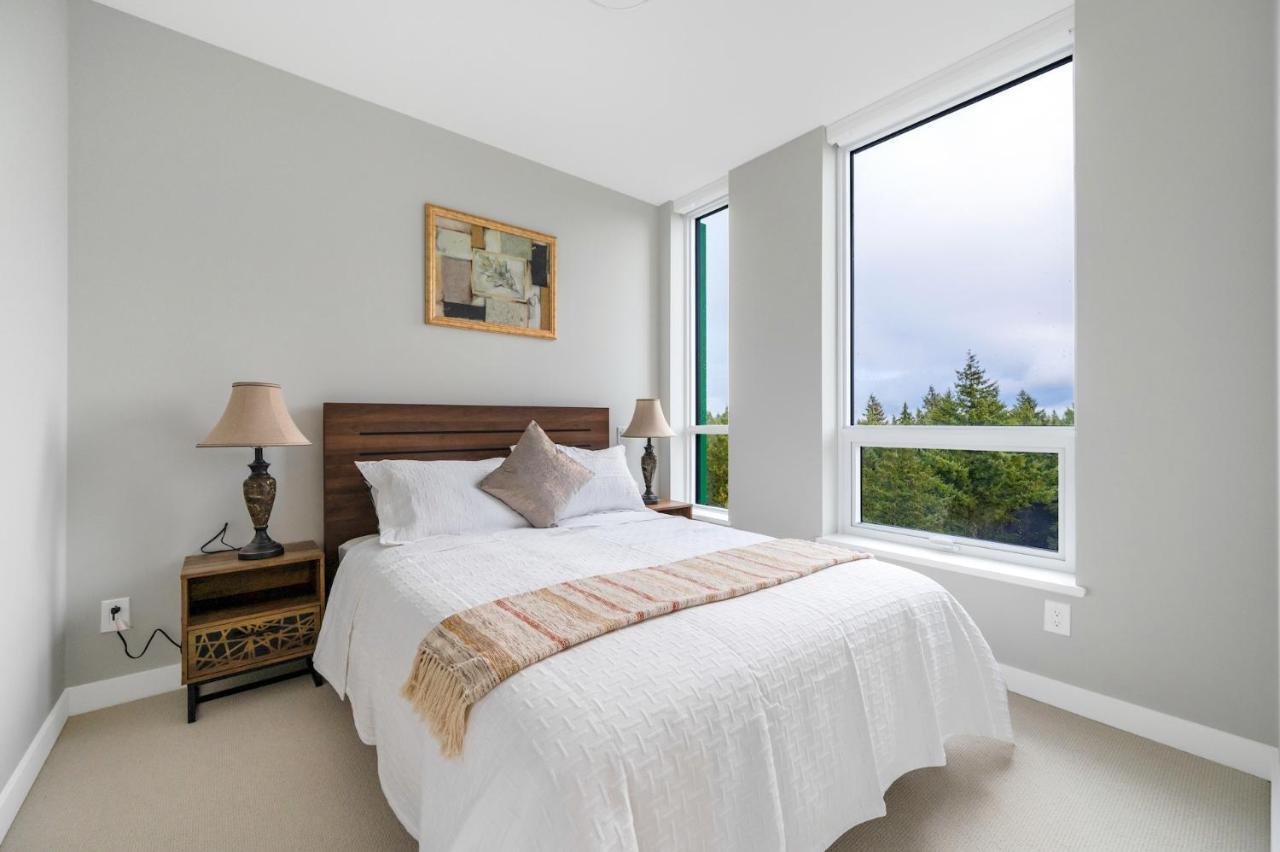 Modern Comfort At Ubc: 1Br Condo Near Campus Ванкувър Екстериор снимка